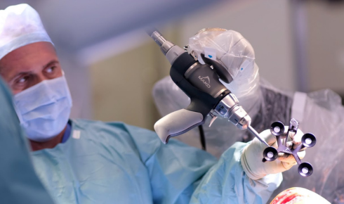robot-assisted knee replacement